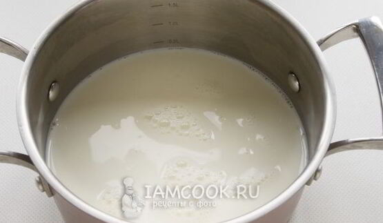 овсяная каша на молоке с тыквой и изюмом