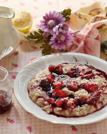 Рецепт овсяной каши с ягодами, апельсином и корицей