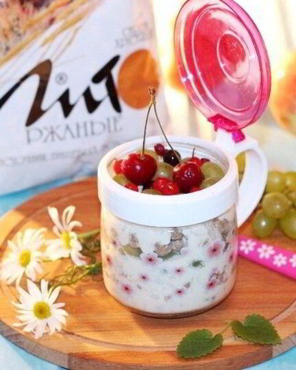 Рецепт овсянки в банке с отрубями и фруктами