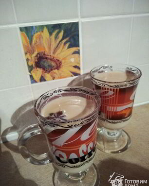 Чай с молоком и специями