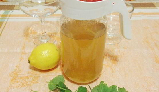 чайное желе с фруктами