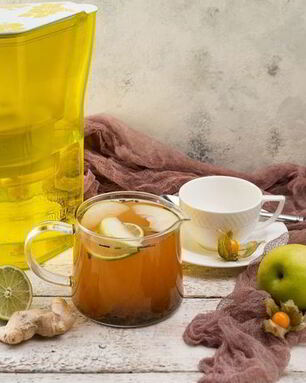 Имбирный чай с яблоком и лаймом