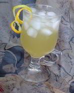 Ледяной чай с апельсинами