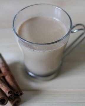 Пряный чай латте