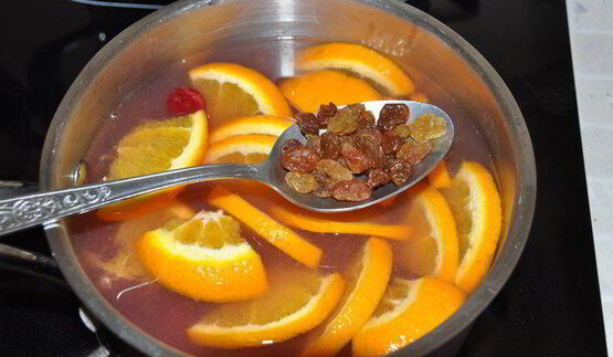 вишневый чай с изюмом и апельсином