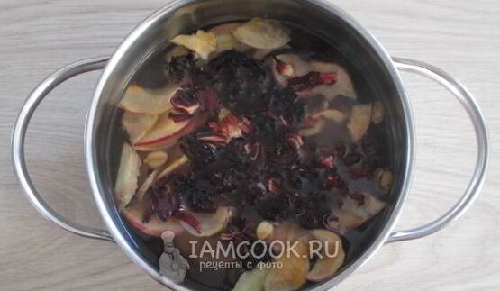 безалкогольный глинтвейн из каркаде