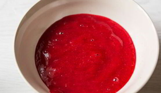 горячий клюквенный напиток