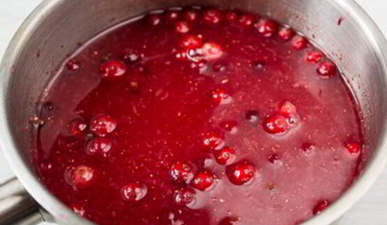 горячий клюквенный напиток