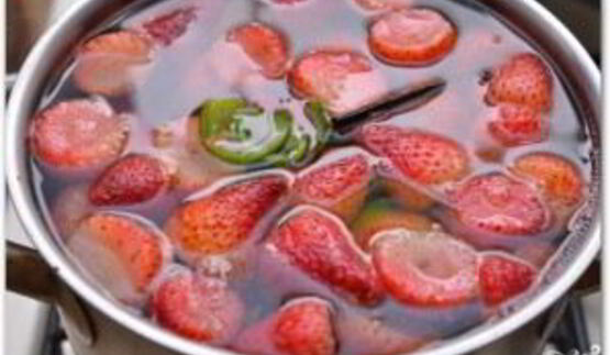 клубничный кисель