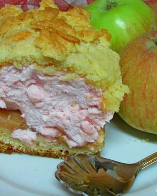 Пляцок Яблоки под кисельным небом