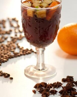 Кофе с безалкогольным глинтвейном