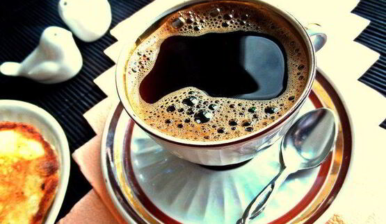 пикантный кофе с чесноком