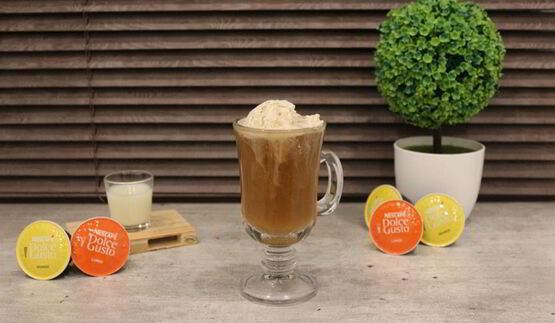 сливочный кофе с мороженым