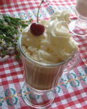 Кофейно-вишневый коктейль Утреннее наслаждение