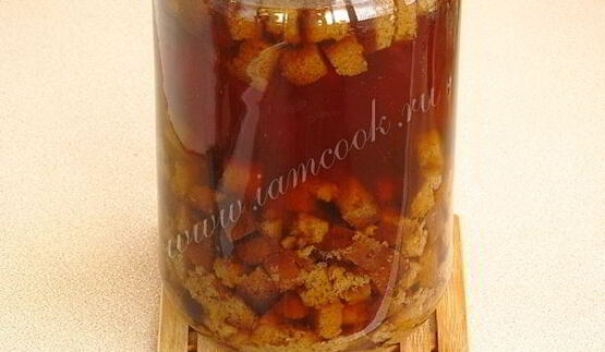 домашний квас из ржаного хлеба