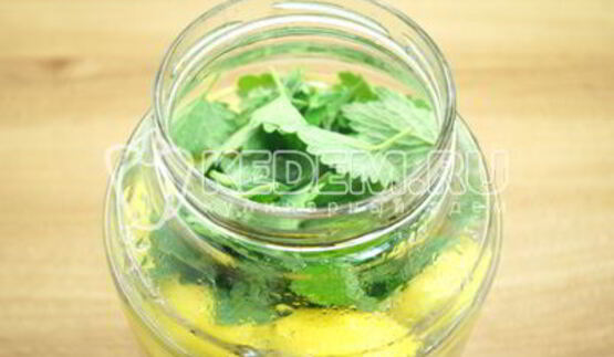 лимонад из лимонов с мятой