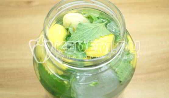 лимонад из лимонов с мятой