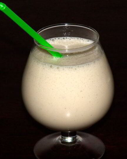 Рецепт молочного коктейля с мороженым