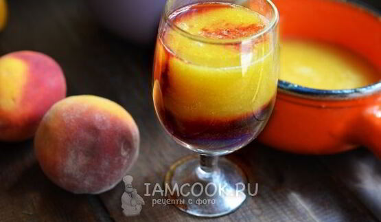 персиковый коктейль с красным вином