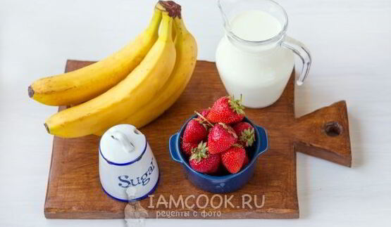 клубнично-банановый смузи