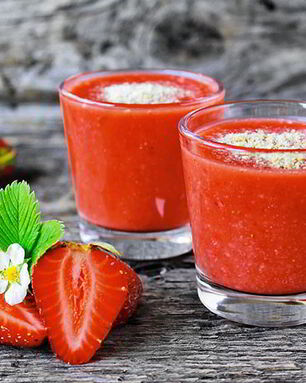 Клубнично-ореховый смузи