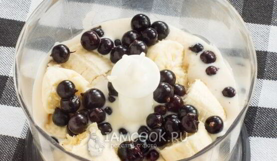 смузи из черной смородины