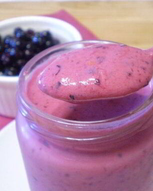 Смузи из замороженных ягод