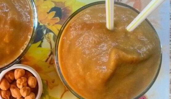 смузи с бананами и курагой