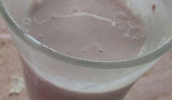 смузи с малиной и творогом