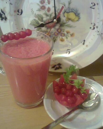 Рецепт смузей с помидорома и смородиного