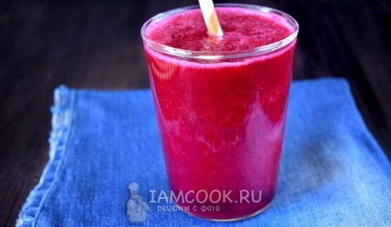 смузи со свеклой, морковью и яблоком