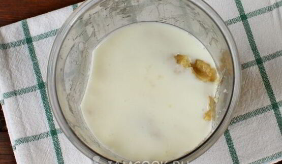 яблочно-банановый смузи с имбирем