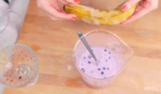 ягодный смузи черничный маффин