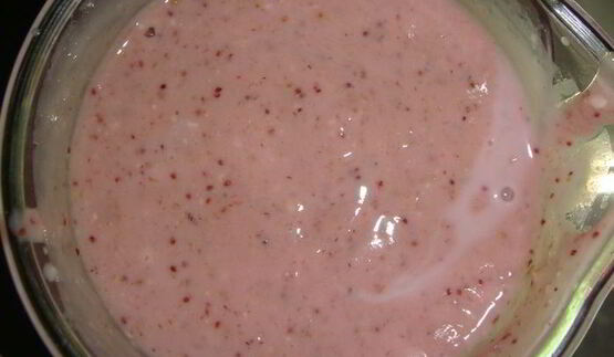 земляничный смузи с мюсли