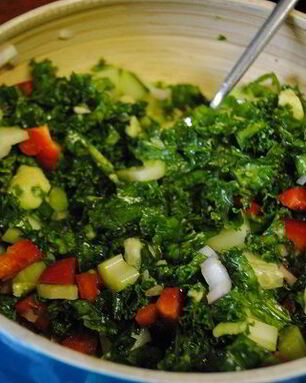Быстрый салат с кале