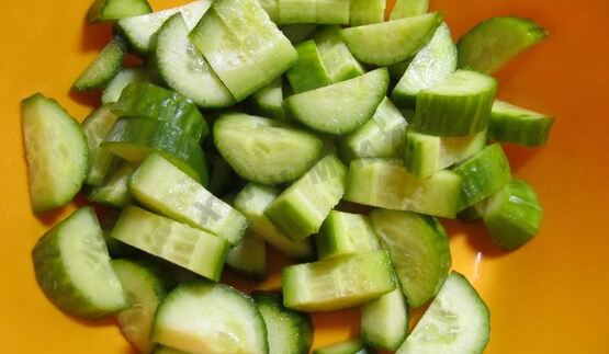 греческий салат с фетаксой и помидорами без майонеза