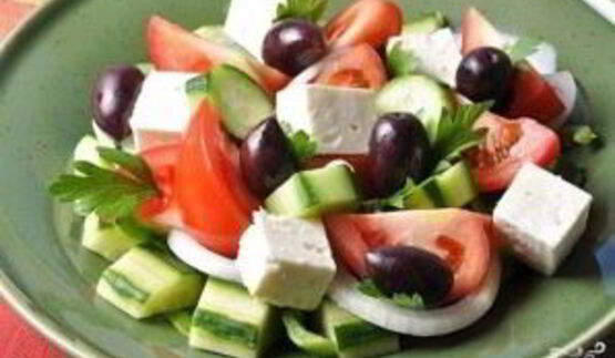 греческий салат с фетой