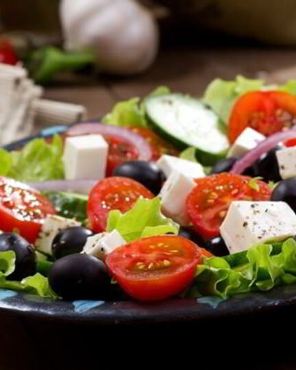 Рецепт греческого салата с моцареллой