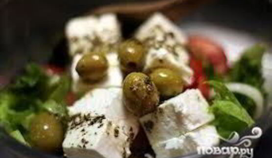 салат греческий с оливками
