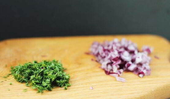 картофельный салат с белой рыбой