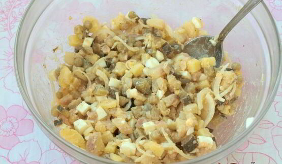 картофельный салат с горчичной заправкой