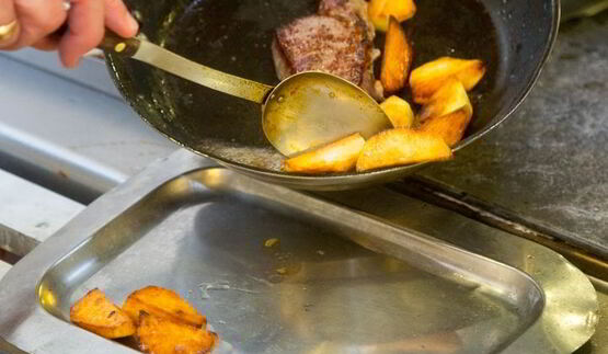 картофельный салат с говядиной