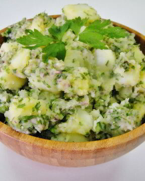 Картофельный салат с луком