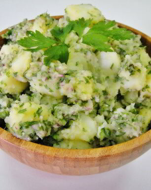 Картофельный салат с луком