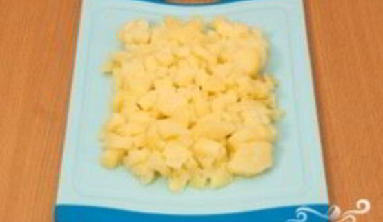 картофельный салат с соленым огурцом