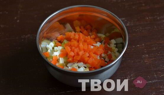 оливье с говядиной