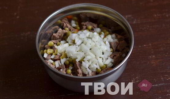 оливье с говядиной