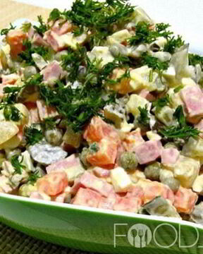 Оливье с маринованными огурцами