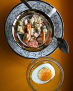 Оливье с вареной колбасой