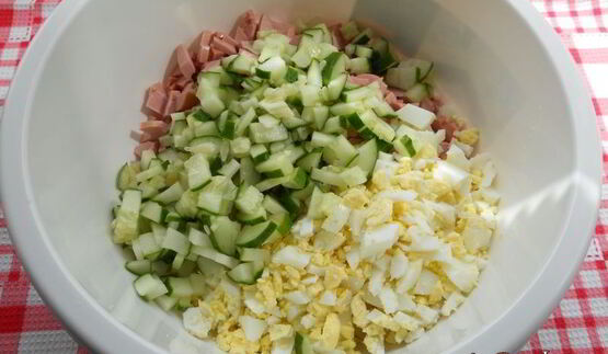 салат летний оливье